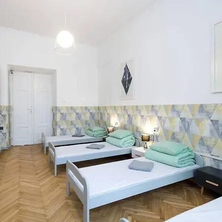 Apartmán In The Heart Of ! 2 *